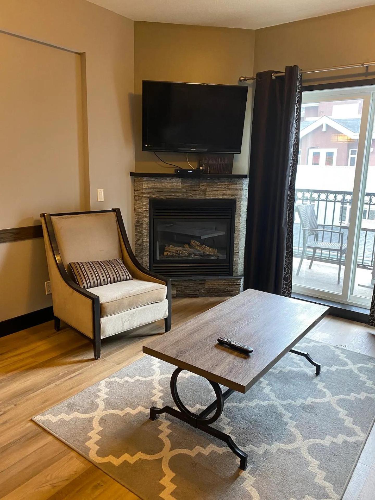 Sweet Condo Canmore Gr：） מראה חיצוני תמונה
