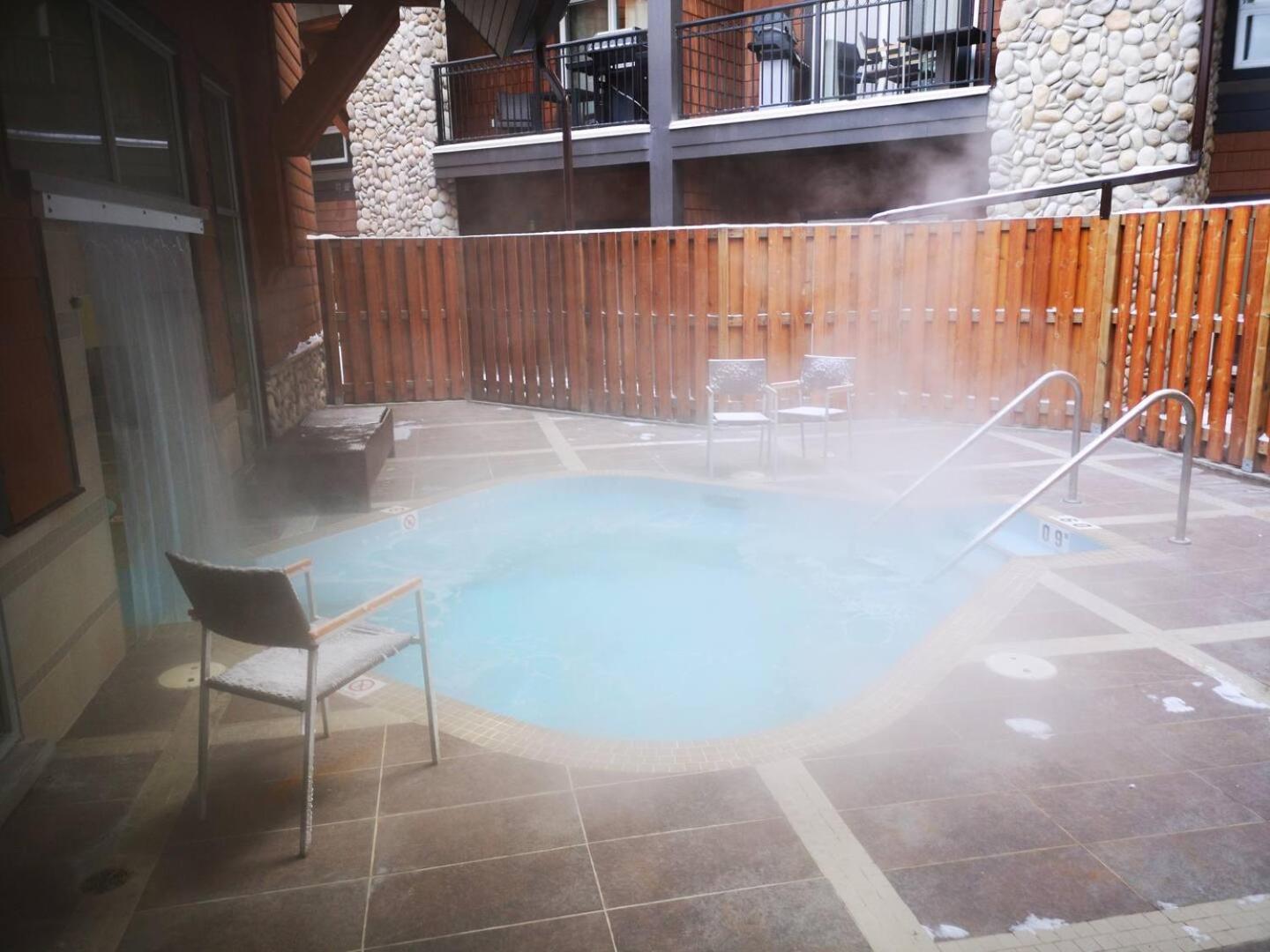 Sweet Condo Canmore Gr：） מראה חיצוני תמונה