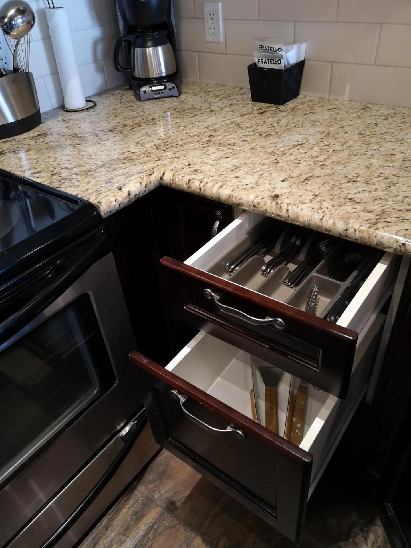 Sweet Condo Canmore Gr：） מראה חיצוני תמונה